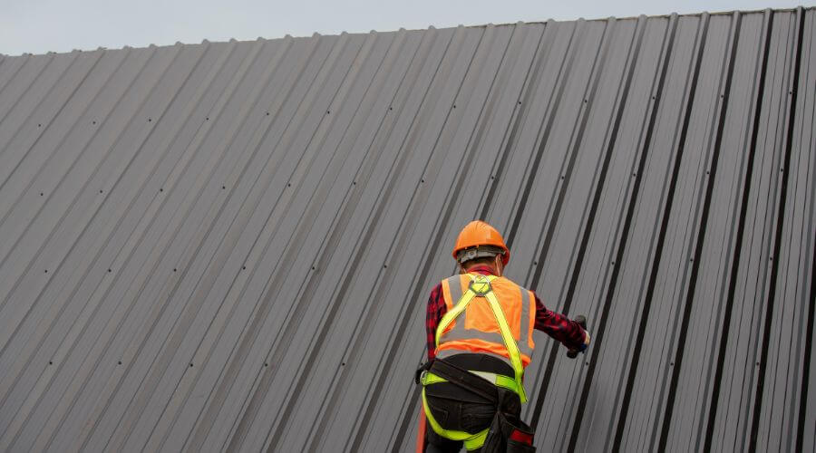 Professional residential roofers in Outlook, WA